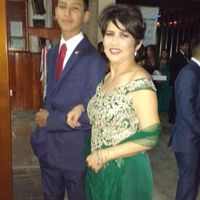 mi mamá y hermano 