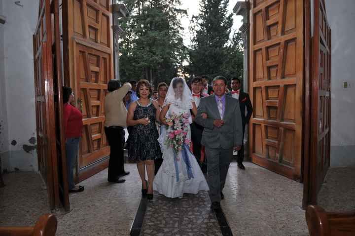 eNTRANDO A LA IGLESIA