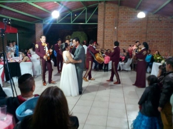 INSPIRADOS CON EL MARIACHI!!