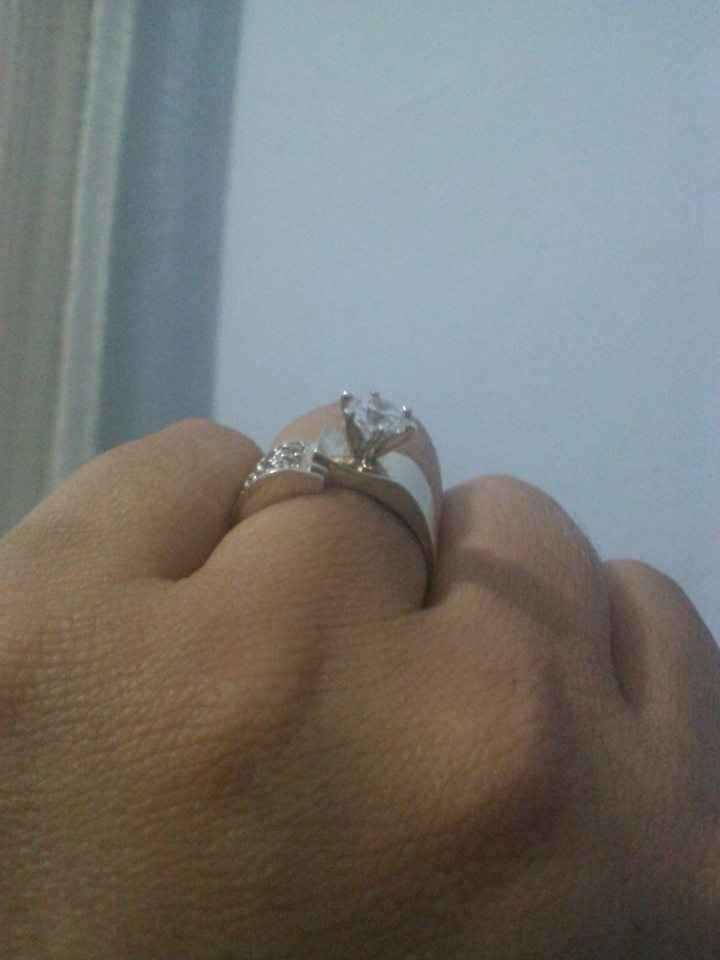 LES PRESENTO MI ANILLO!!!