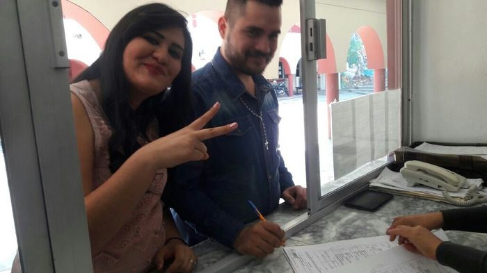 Casado al civil. - 4