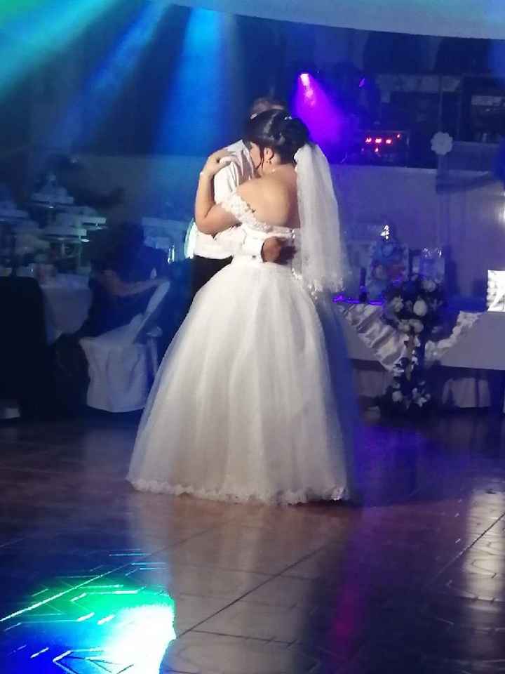 Felizmente casada - 1