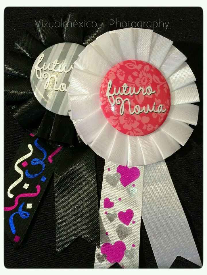 Distintivos para la despedida de soltera - 1