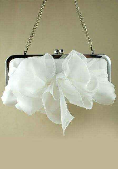 Las novias usan carterita o bolso? - 3
