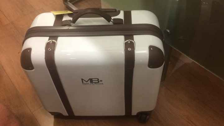 Ya abrí la mesa de regalos - 1