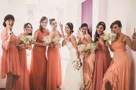Damas con bouquet