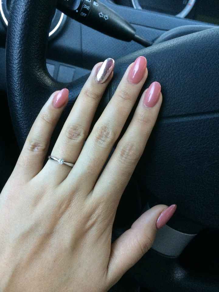 Vestido y uñas listo! - 2
