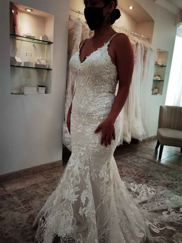 Probando vestidos por 1ra vez 😍 - 2