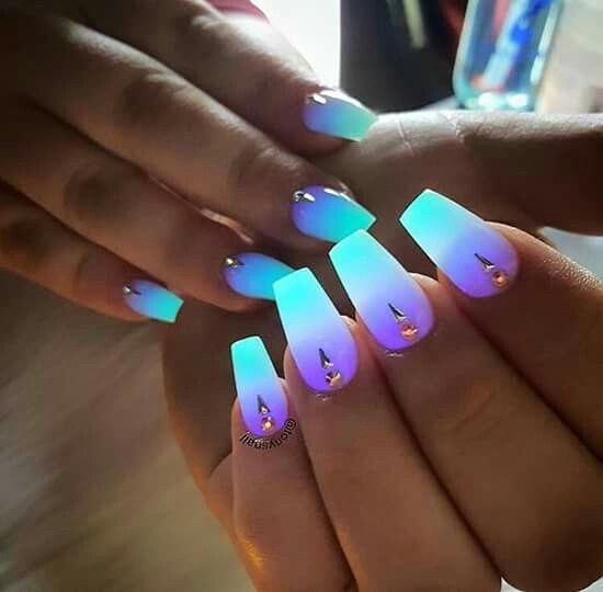 Tendencia en uñas 😮 - 2