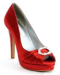 ZAPATOS EN ROJO