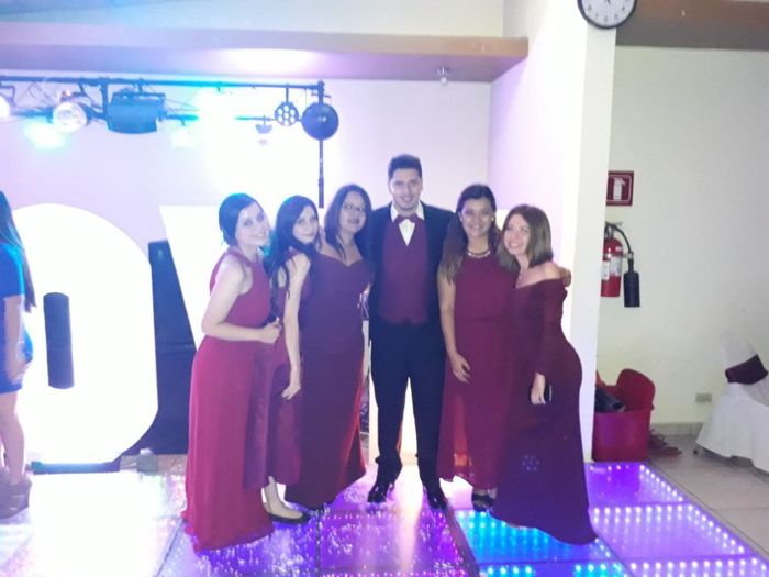 MI ESPOSO Y MIS DAMAS ♥