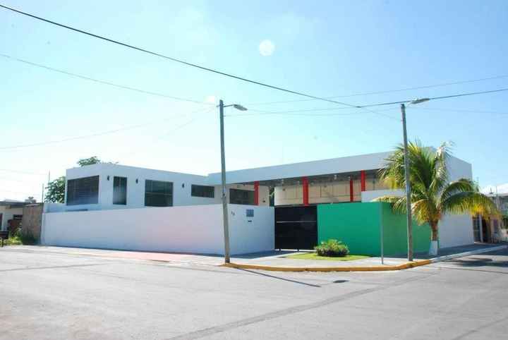 Sala holiday