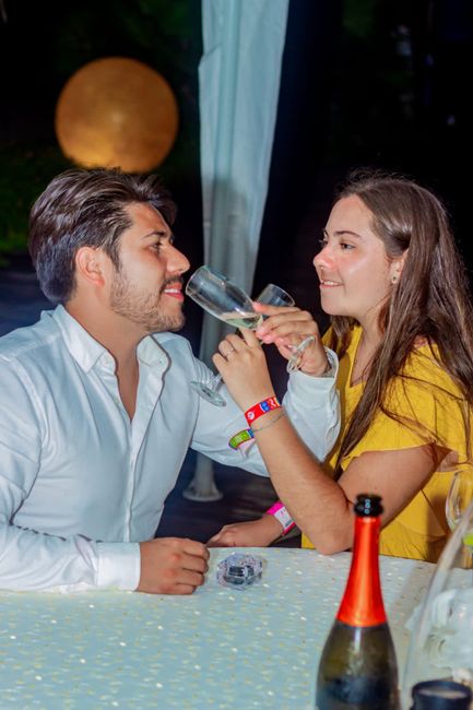 Mi libro de firmas Amayrani y Erick 1