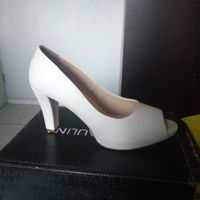 Simón dice... “muéstrame tus zapatos de novia” - 1