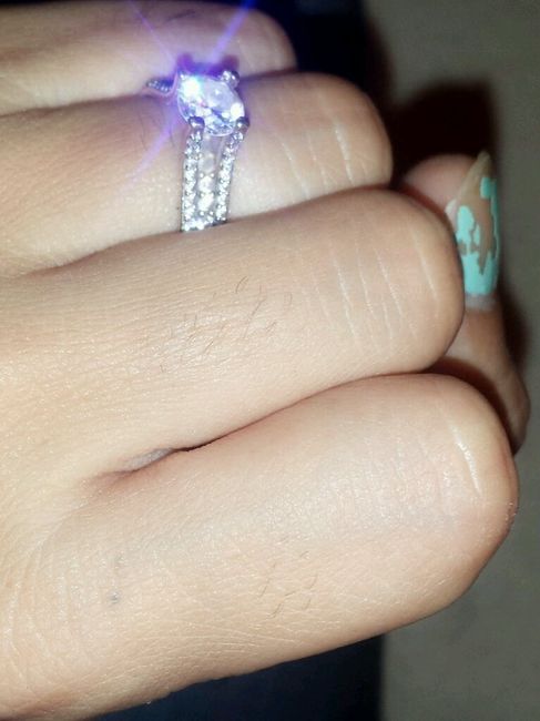 Chicas presumen sus anillos de compromiso!!!!  el mio ya lo mande hacer cuando lo tenga listo lo ens