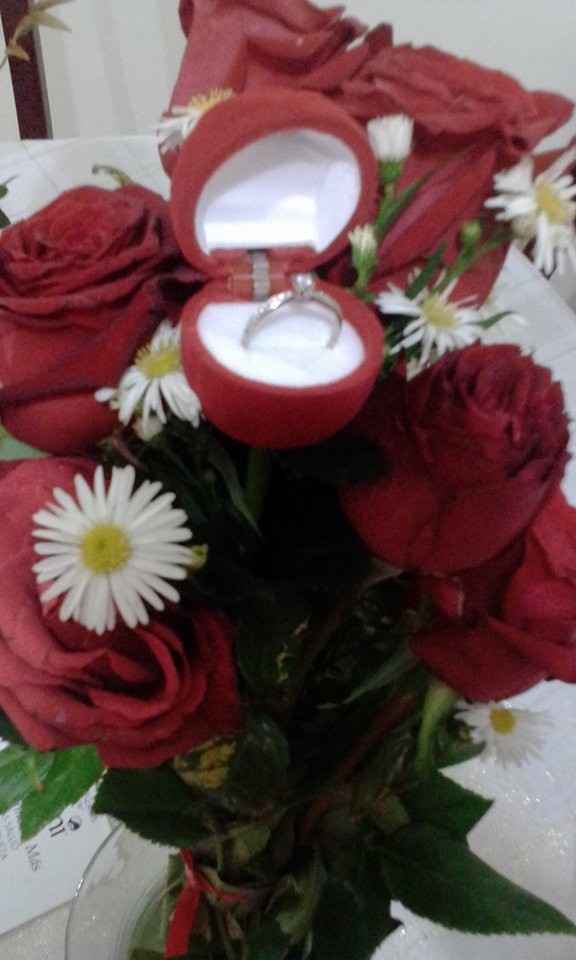 Mi bello anillo de compromiso