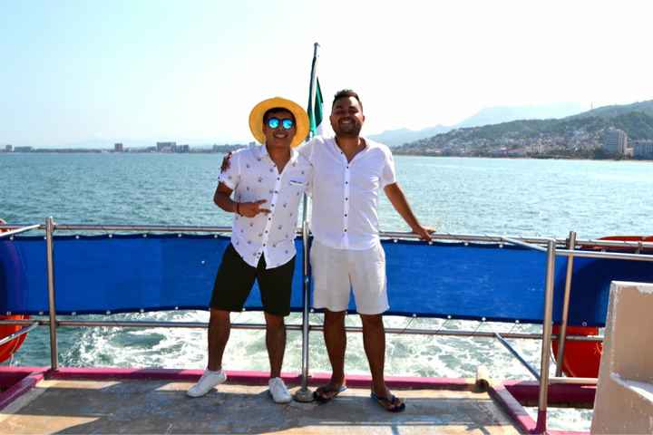 Comparte una foto con tu pareja📸 - 1