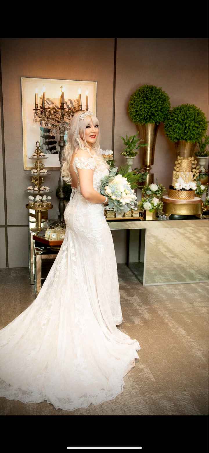 Cómo decidiste qué vestido de novia elegir ? - 1