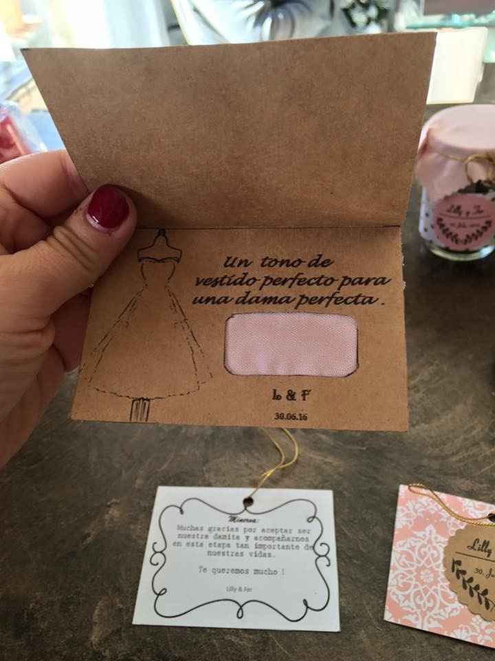 Como decirles a tus madrinas el tono de tu vestido (Tarjeta)