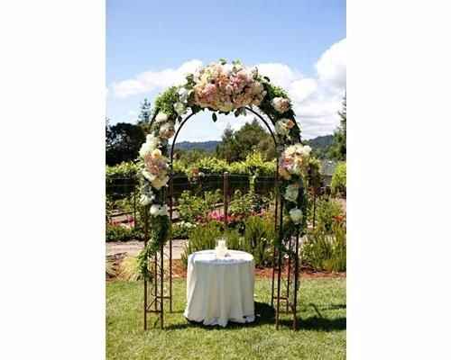 Arco para boda al aire libre