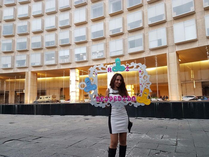 Antes de subir con mi cuadrito de fotos