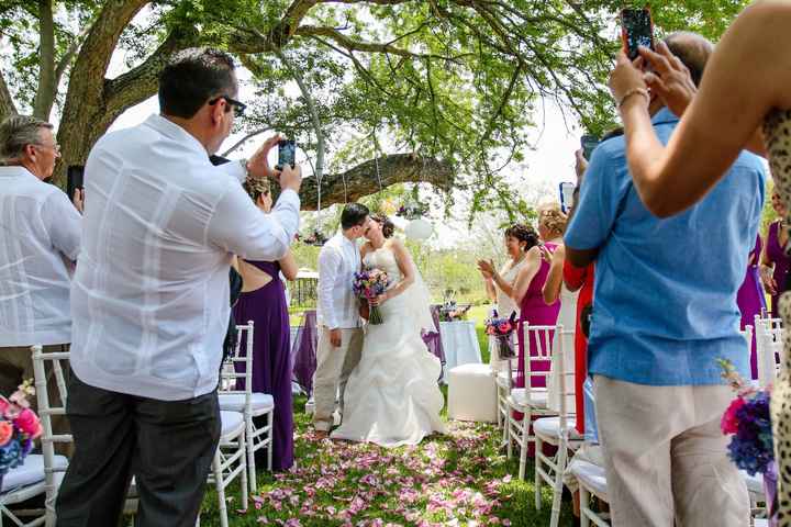 primer beso de casados