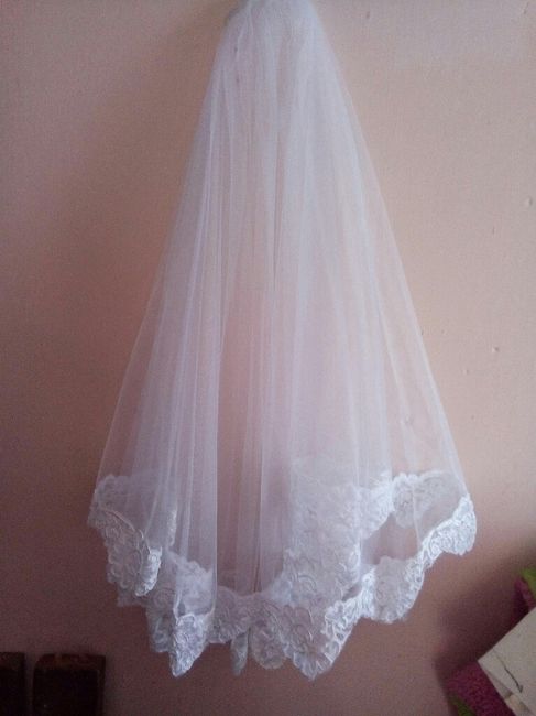 Avances, zapatos, aretes, velo. - 4