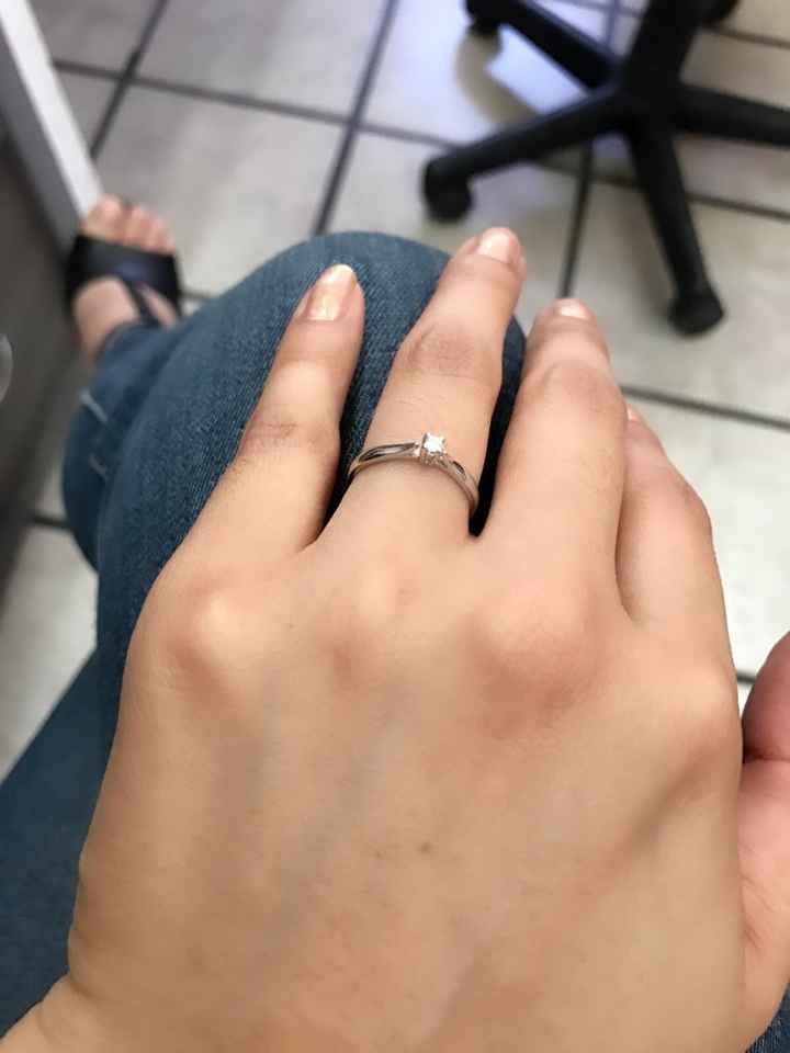 ¿cómo es su anillo de compromiso? - 1