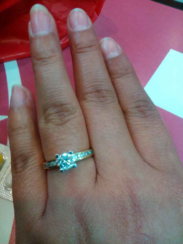 Como portas tu anillo de compromiso? - 1