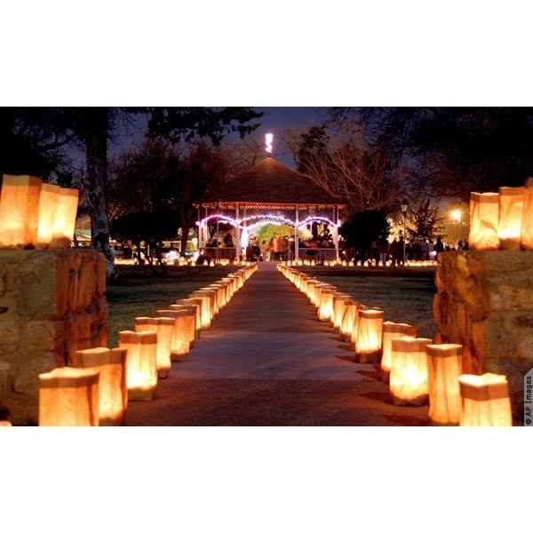 Para decorar la entrada a la recepción