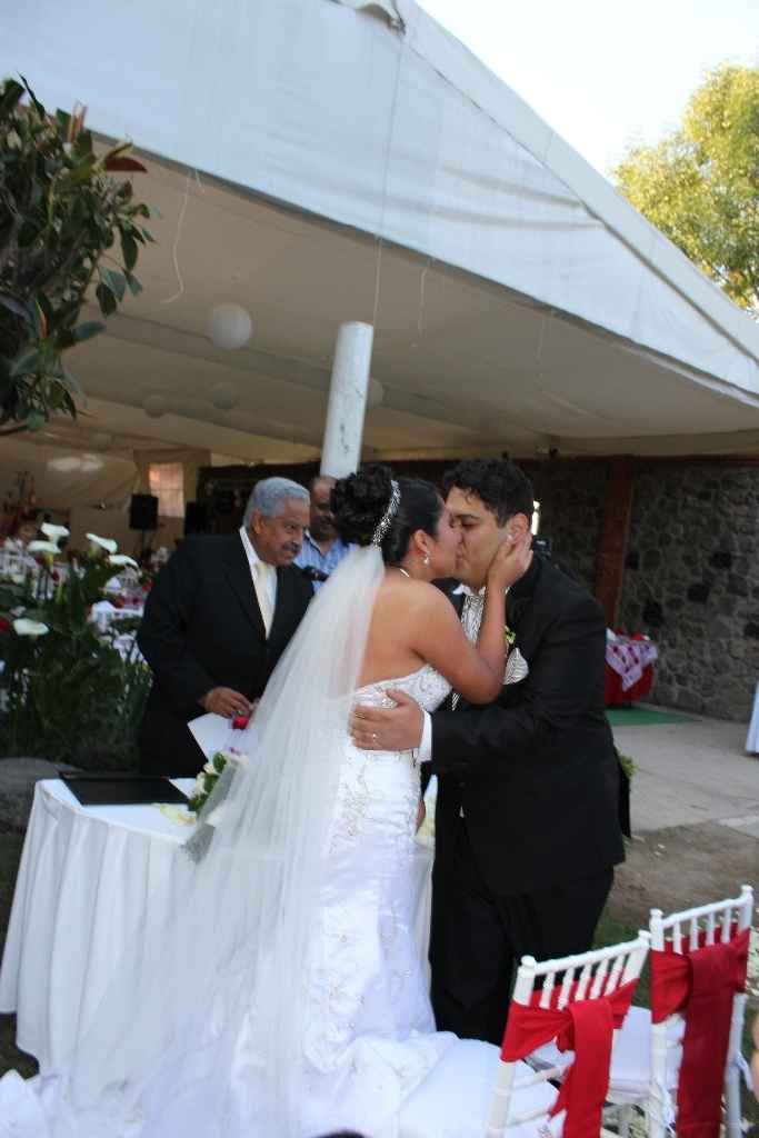 El primer beso de casados!