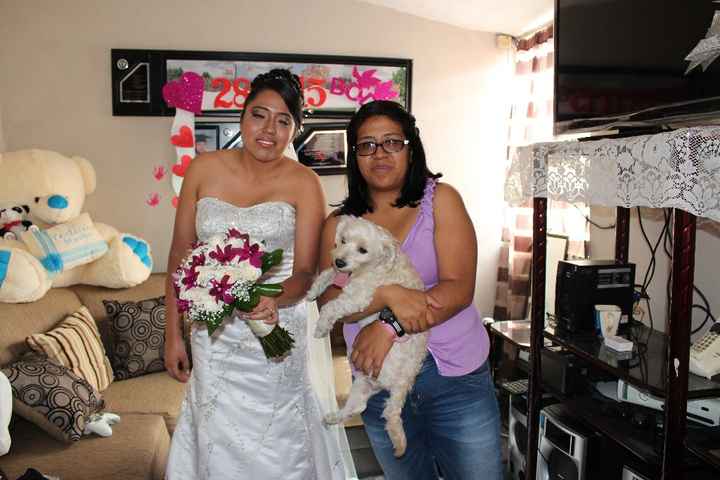 Con mi queridísima amiga y dama de honor Yoselin!