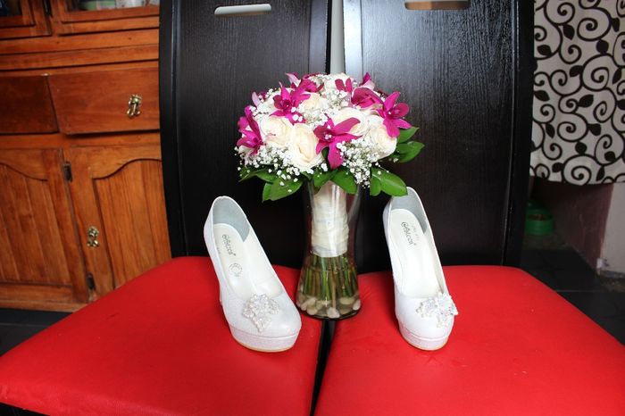 Una más de mi ramo y zapatillas