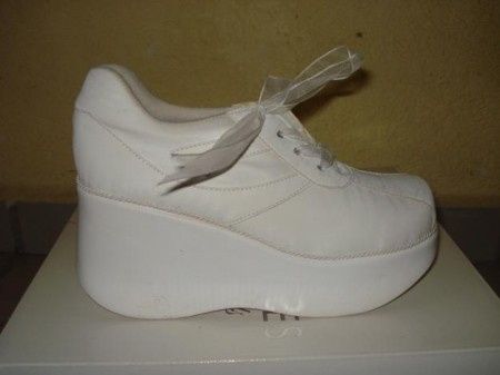 TENIS PARA NOVIA