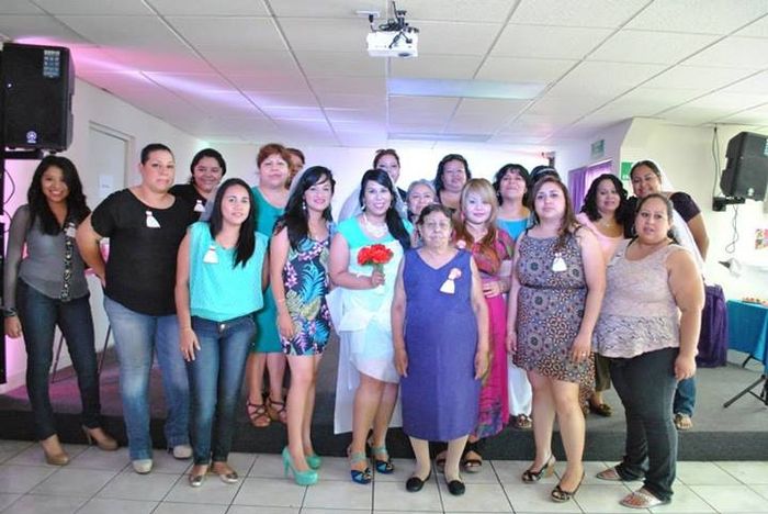 EL RAMO Y EL VESTIDO