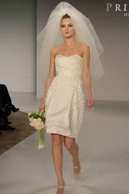 VESTIDO DE NOVIA CORTO