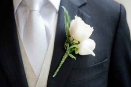 BOUTONNIERE