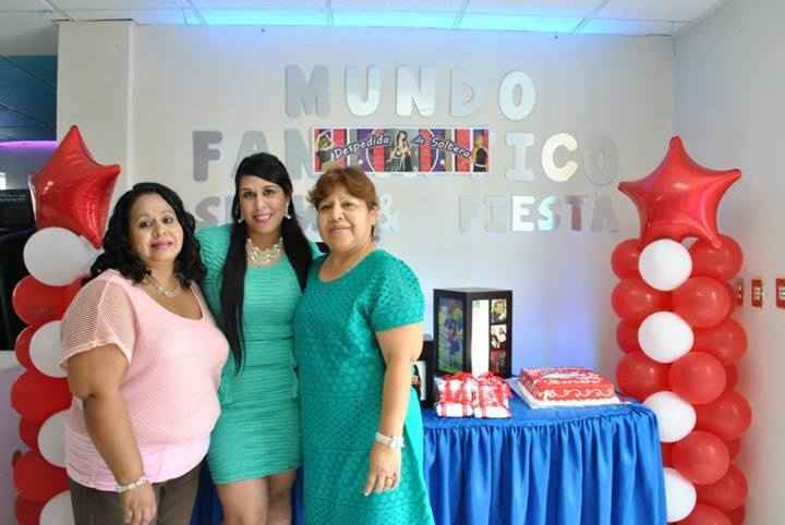 CON MI MAMA Y MI SUEGRA