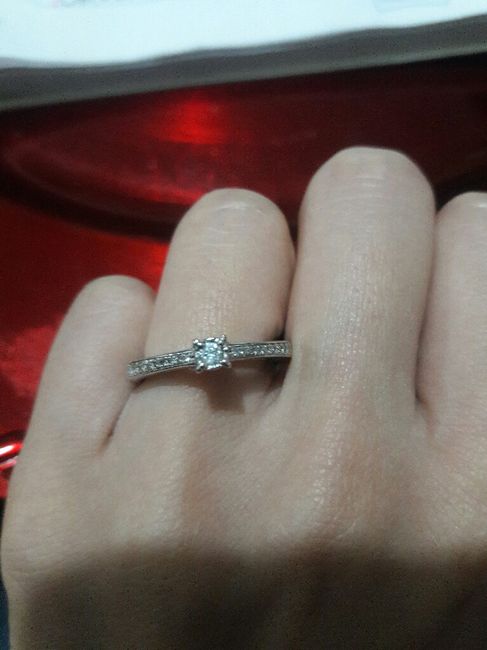 Tu anillo de compromiso es delgado ?? 3
