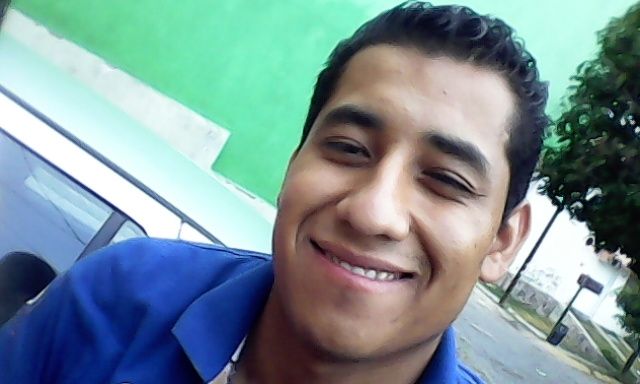 Presuman a sus futuros Maridos  - 1