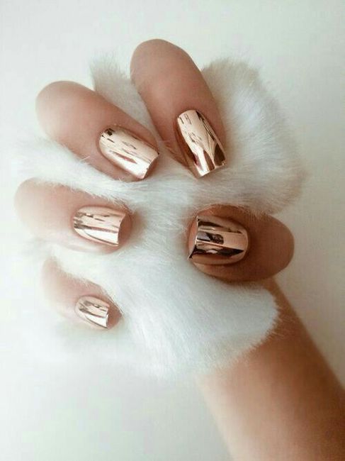  Uñas uñas y más uñas !! - 1
