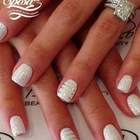 Uñas cortas para novia - 1