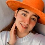 María