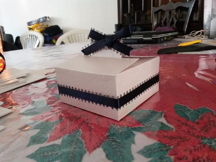 CAJITA DE ROMPECABEZAS