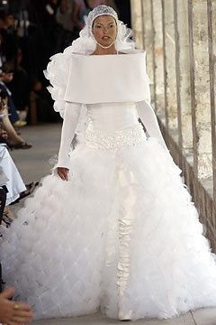 Top ten de los vestidos de novia más feos!! - 9