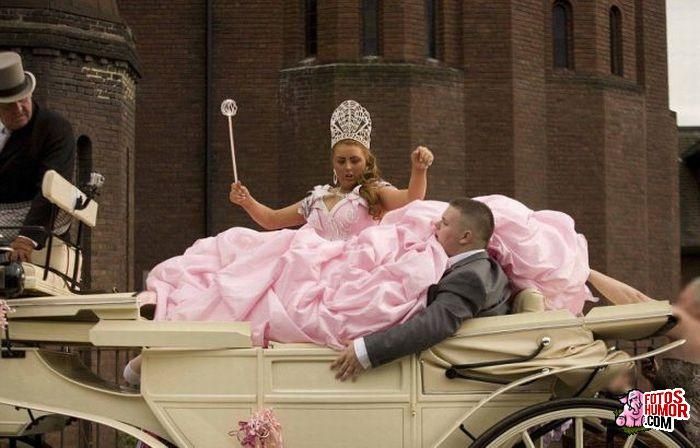 Top ten de los vestidos de novia más feos!! - 0