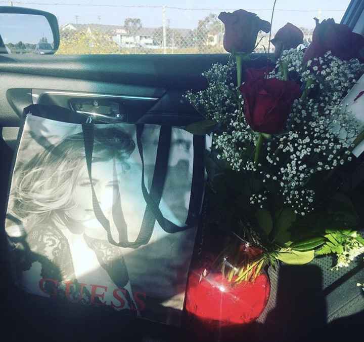 Detalles antes de la boda ¿su fm les ha mandado flores? - 3