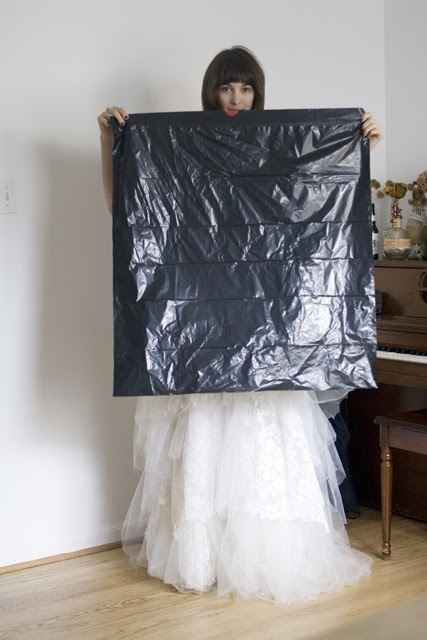 Diy - como ir al baño solita sin mojar tu vestido - 2