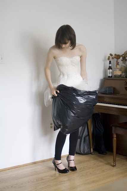 Diy - como ir al baño solita sin mojar tu vestido - 6