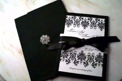 Invitaciones en color negro pero elegantes algunas ideas 16